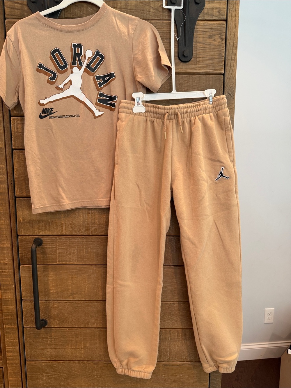 Nike Jordan Kids Sweatpants Joggers and bonus matching tshirt in Tan